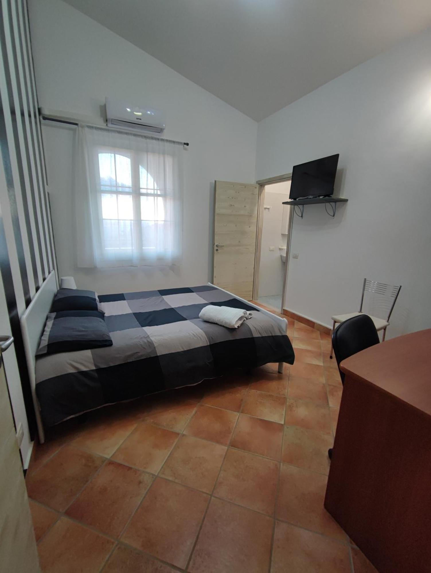 פיאצה ארמרינה B&B Villa Antonella מראה חיצוני תמונה